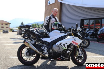 Jean-Maxime et sa BMW S 1000 RR chez Grand Prix Motos Annecy