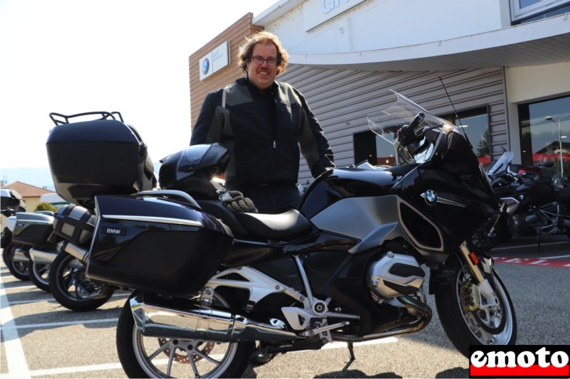 Sébastien et sa R 1200 RT chez BMW Grand Prix Motos à Annecy, sebastien et sa bmw r 1200 rt chez grand prix motos a annecy