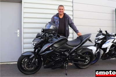 Guy et sa Suzuki GSXS 1000 chez Moto Concept à Merlebach