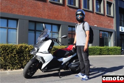 Silvio et son maxi scooter BMW C 400 X chez Moto Loft