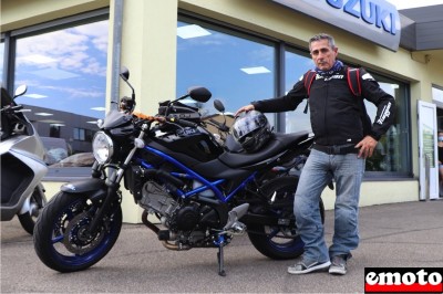 Bruno et sa Suzuki SV 650 chez Motos Dario à Horbourg-Wihr