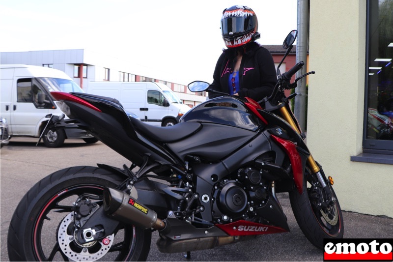 Cynthia et sa Suzuki GSXS 1000 à Motos Dario Horbourg-Wihr, cynthia et sa suzuki gsxs 1000 a motos dario