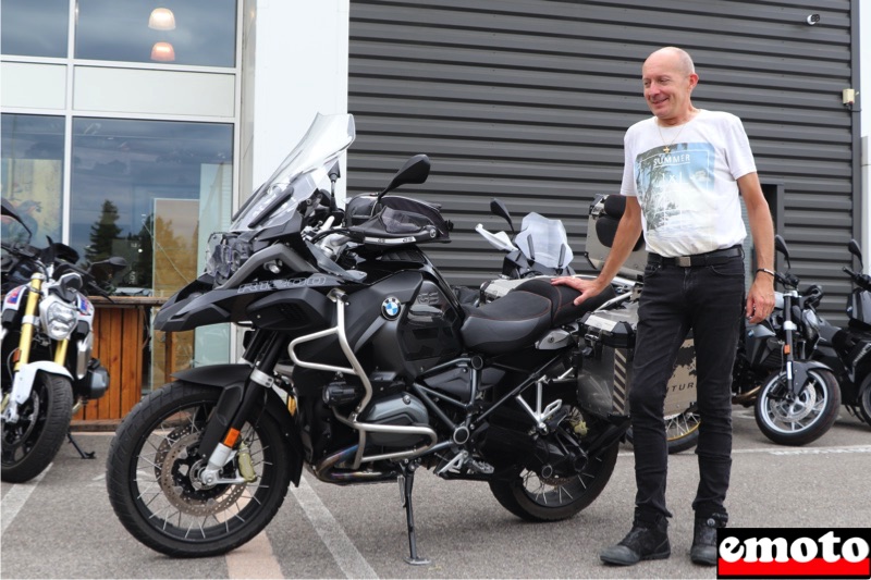 Philippe et sa BMW R 1200 GSA chez JMS Motos en Avignon, philippe et sa bmw r 1200 gsa chez jms motos en avignon