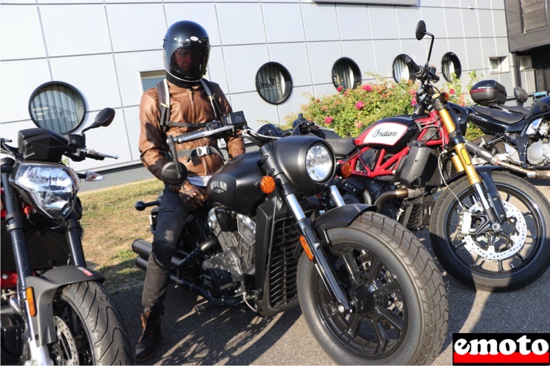 Julien et sa future Indian Scout Bobber chez Indian Mulhouse, julien et sa future indian scout bobber chez indian mulhouse Julien et sa future Indian Scout Bobber chez Indian Mulhouse, julien et sa future indian scout bobber chez indian mulhouse