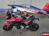 Mélanie Astles et sa BMW F 900 XR chez JMS Motos en Avignon