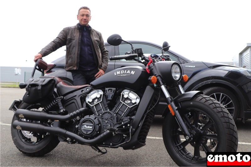 Mikaël et son Indian Scout Bobber 1200 chez Indian Rennes, mikael et son indian scout bobber 1200 chez indian rennes