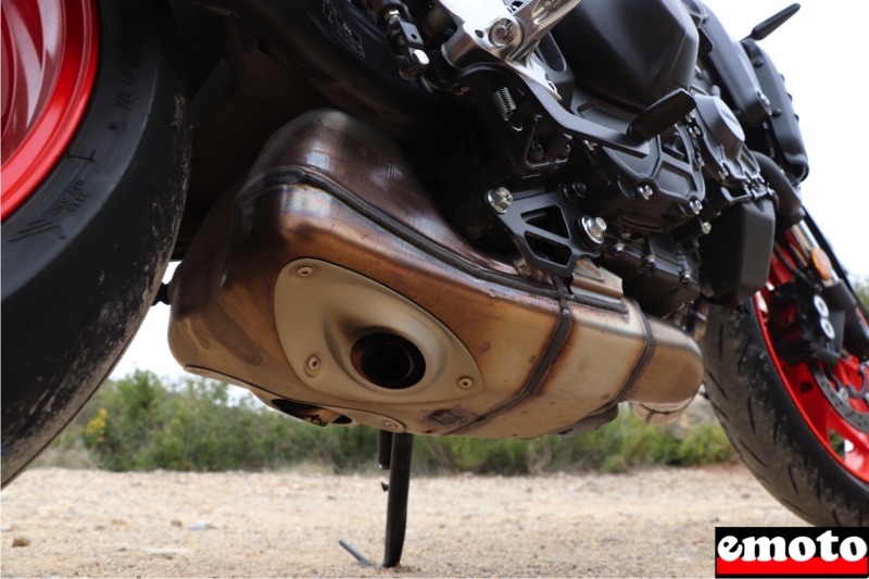 silencieux sous la moto et sonorite parfaite une reussite silencieux sous la moto et sonorite parfaite une reussite