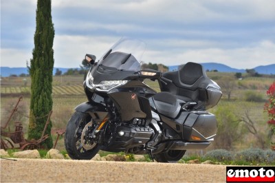 Essai Honda Goldwing Tour 2021, pourquoi pas la boîte méca ?