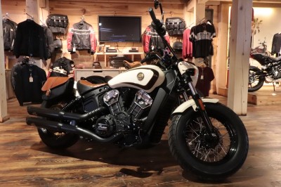 Indian Scout Bobber Twenty : préparation chez Indian à Nice