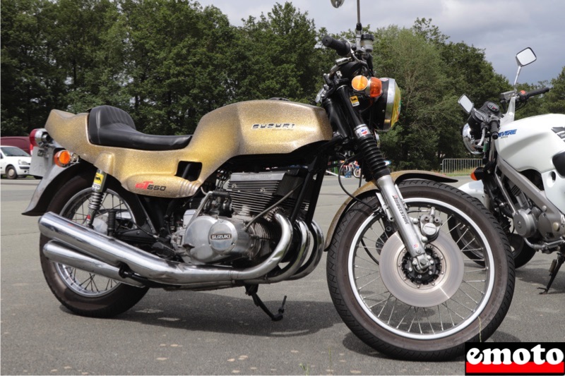 suzuki gt 550 chaplot