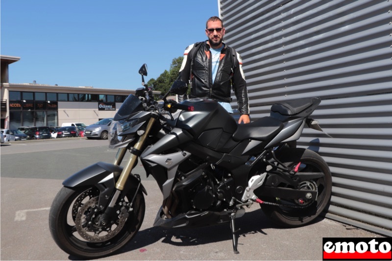 Suzuki GSR 750 de Christophe chez Moto Extreme à Bayonne, suzuki gsr 750 de christophe chez moto extreme