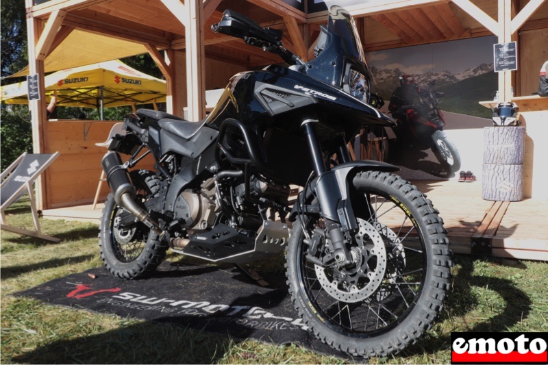 suzuki v strom 1050 dark rally a l alpes aventure motofestival