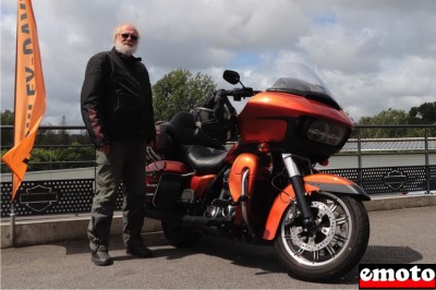 Harley-Davidson Road Glide de Patrick chez H-D Quimper