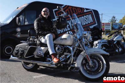 Harley-Davidson Road King d'Alain chez H-D Salon de Provence