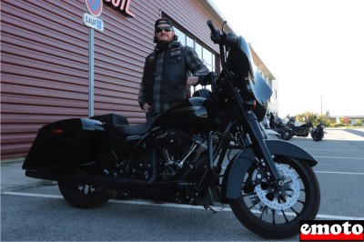 Harley-Davidson Street Glide Special d'Alex chez H-D Salon