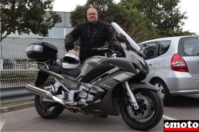 Yamaha FJR 1300 de Denis chez Yam Center à Mérignac