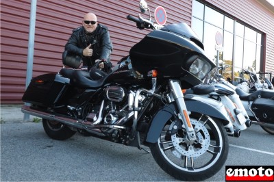 Harley-Davidson Road Glide de Pascal, H-D Salon de Provence