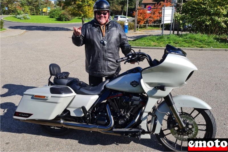 Harley-Davidson Road Glide CVO de Gérard chez H-D St Etienne, harley davidson road glide cvo de gerard chez h d saint etienne