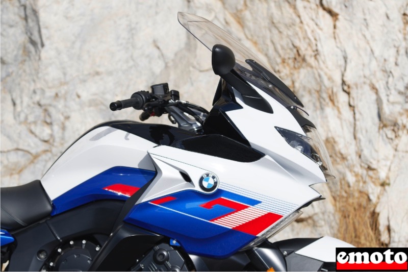 avec une selle a 81 cm et ce guidon on a de bons appuis sur cette bmw avec une selle a 81 cm et ce guidon on a de bons appuis sur cette bmw