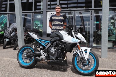 Suzuki GSX 8S d'Arnaud chez DSN Motos à Marmande