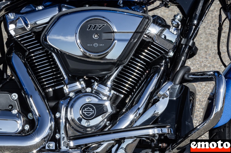 le moteur v twin 117 gagne quelques chevaux et nm en 2024