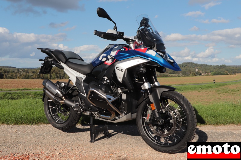 jolie presentation pour la r 1300 gs trophy et ses jantes a rayons jolie presentation pour la r 1300 gs trophy et ses jantes a rayons