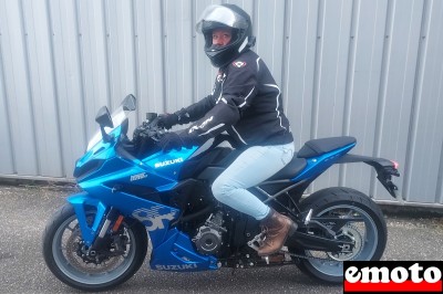 Suzuki GSX 8R de Nadia chez Suzuki à Agen