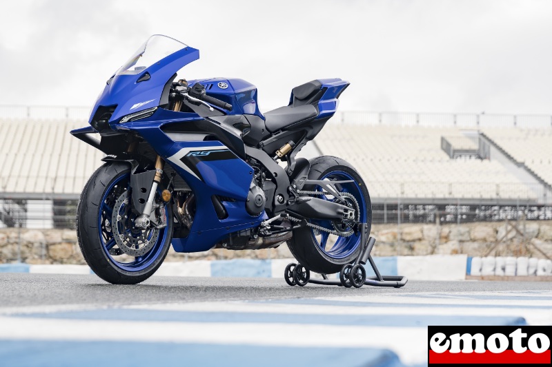 design resolument sportif pour la r9 design resolument sportif pour la r9