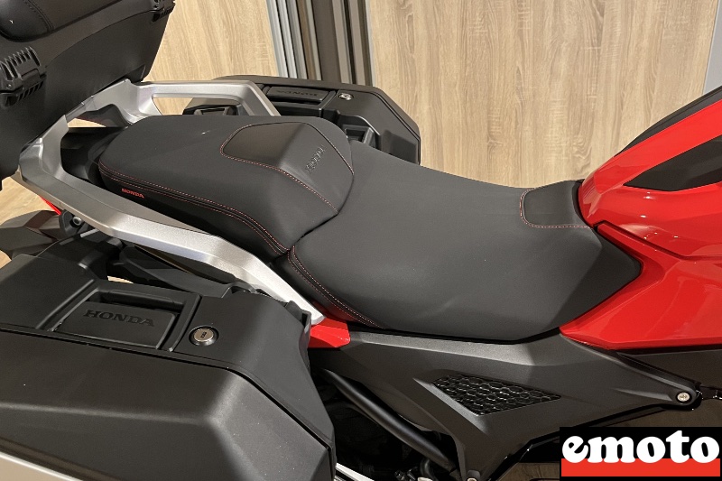 selles confort pour le passager et le pilote selles confort pour le passager et le pilote
