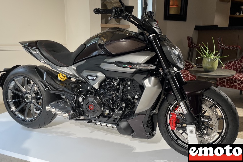Ducati X-Diavel V4 Sport, les accessoires racing, ducati x diavel v4 sport Ducati X-Diavel V4 Sport, les accessoires racing, ducati x diavel v4 sport