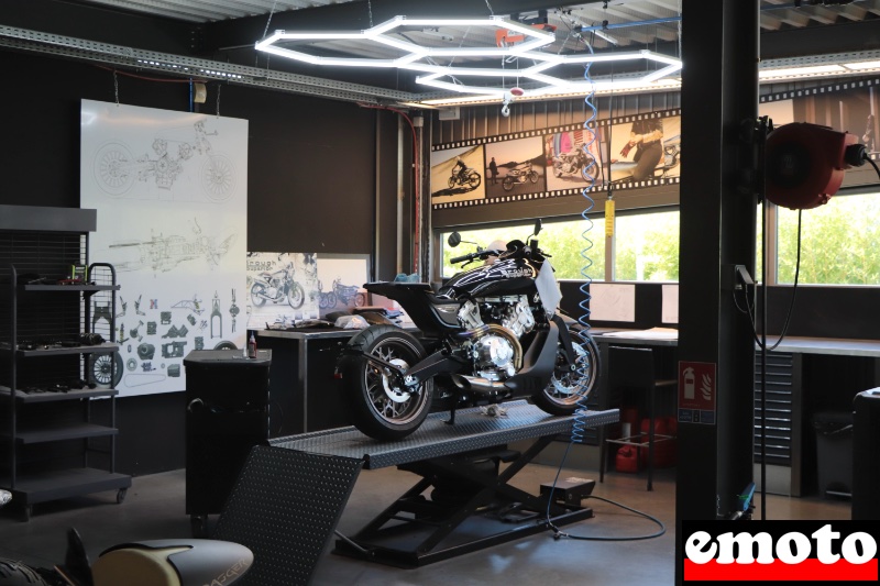 Brough Superior, visite de l'atelier à Toulouse, brough superior visite de l atelier a toulouse Brough Superior, visite de l'atelier à Toulouse, brough superior visite de l atelier a toulouse
