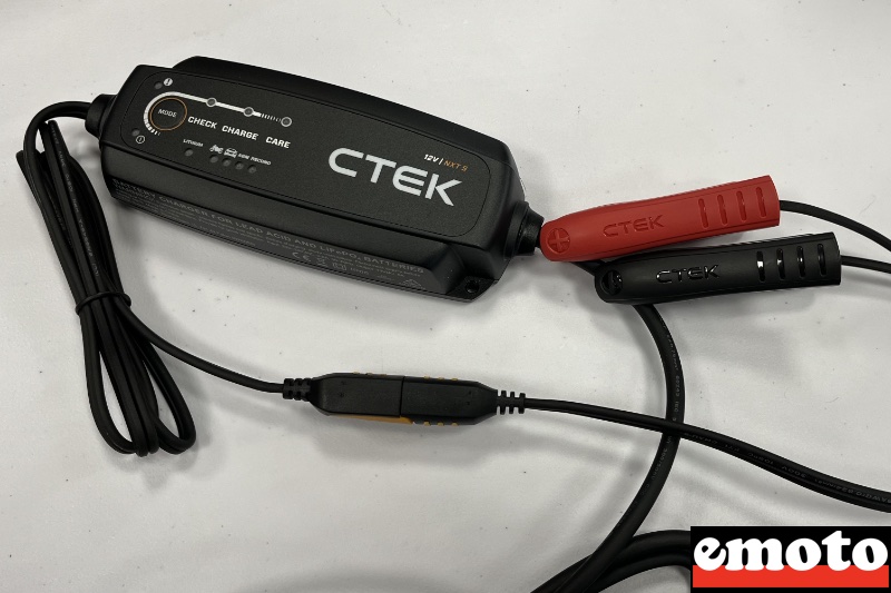 CTEK NXT 5 pour maintenir et entretenir les batteries motos, chargeur ctek nxt 5
