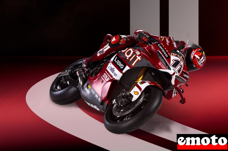 nicolo bulega team aruba it racing ducati