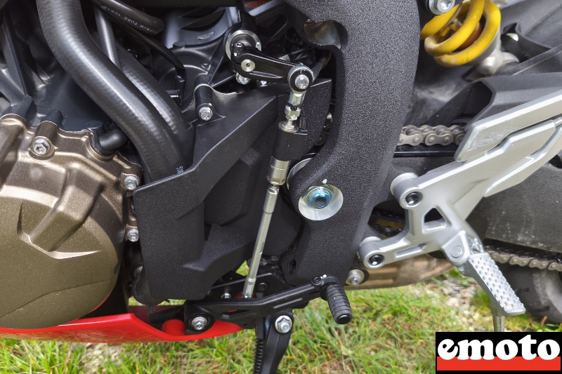 shifter de serie a la montee et a la descente