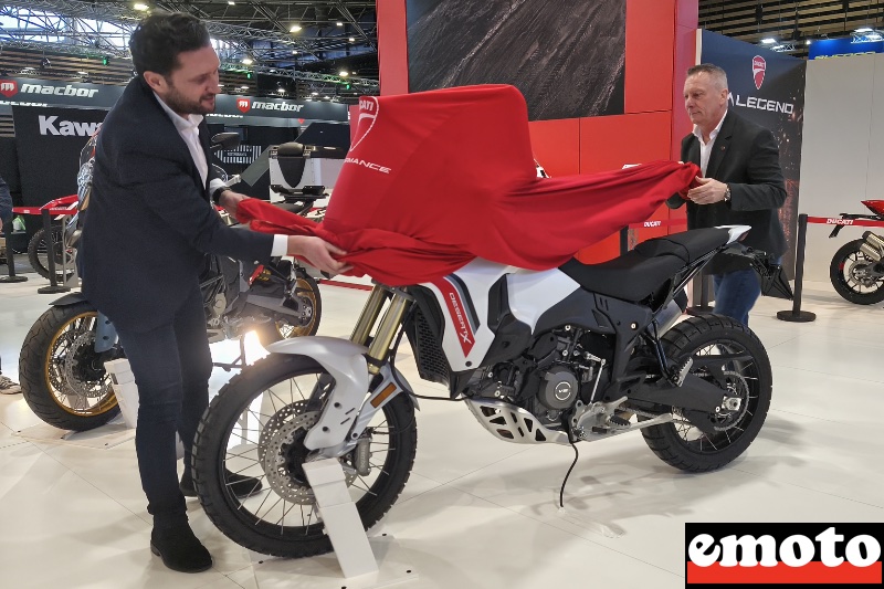 Ducati DesertX V2 2026 dévoilée au salon de Lyon, ducati desertx v2 2026 devoilee au salon de lyon