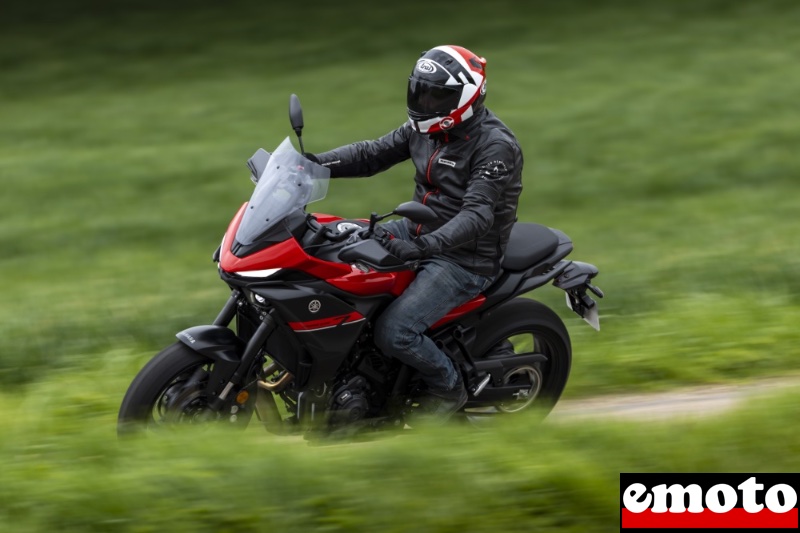 yamaha tracer 7 y amt