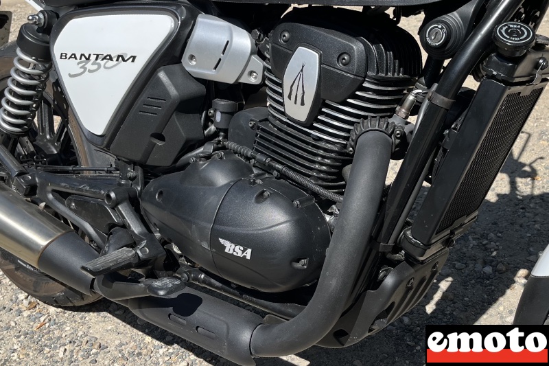 moteur monocylindre de 350 cm3 assez vif et joueur