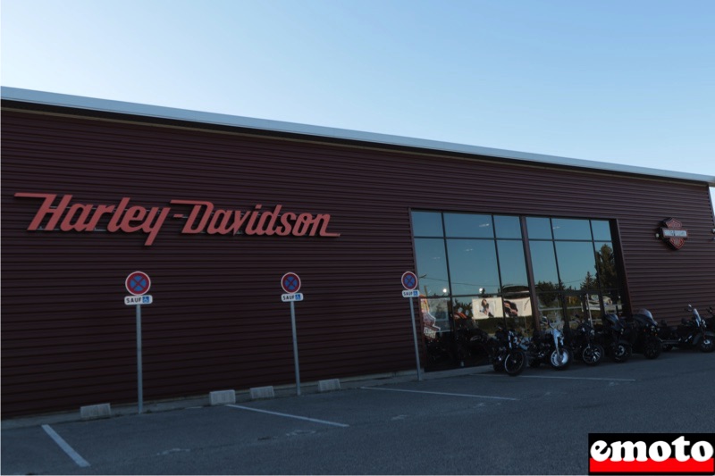 Harley-Davidson Sunroad à Salon de Provence, harley davidson sunroad a salon de provence